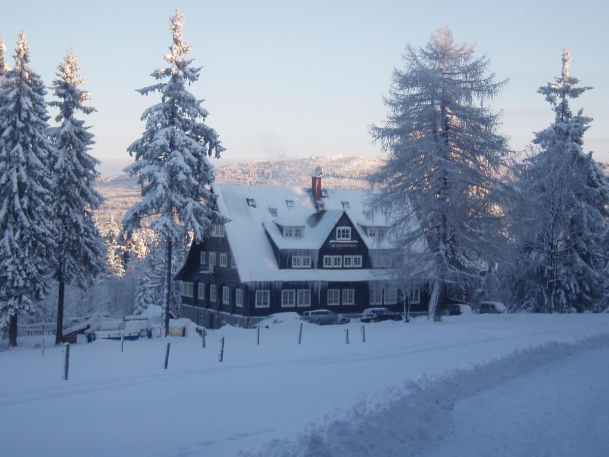 Hotel Prezidentska Bedřichov Zewnętrze zdjęcie